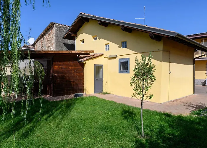 Casa Vacanze Lorella Tatil Evi Pontenure